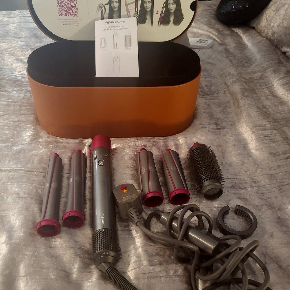 Dyson Airwrap with attachments and original case